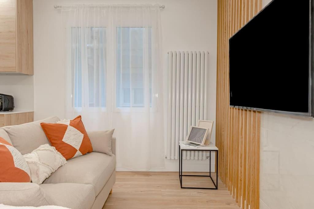 Malasana XI Calle Manuela Malasana 3Br 3Bh Apartment Мадрид Екстериор снимка