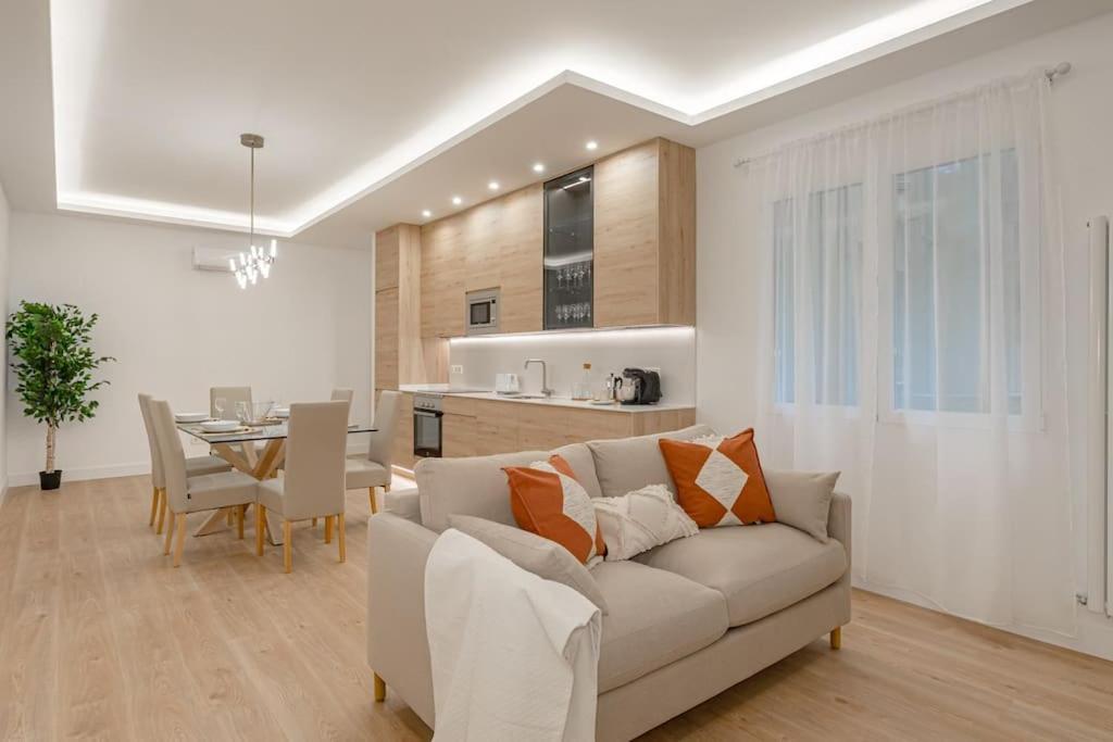 Malasana XI Calle Manuela Malasana 3Br 3Bh Apartment Мадрид Екстериор снимка