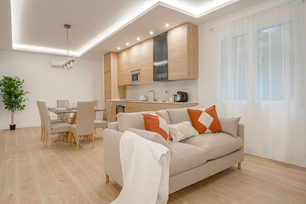 Malasana XI Calle Manuela Malasana 3Br 3Bh Apartment Мадрид Екстериор снимка